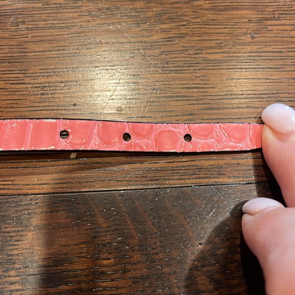 Alexander McQueen pink crocodile wrap bracelets. - Picture 5 of 10